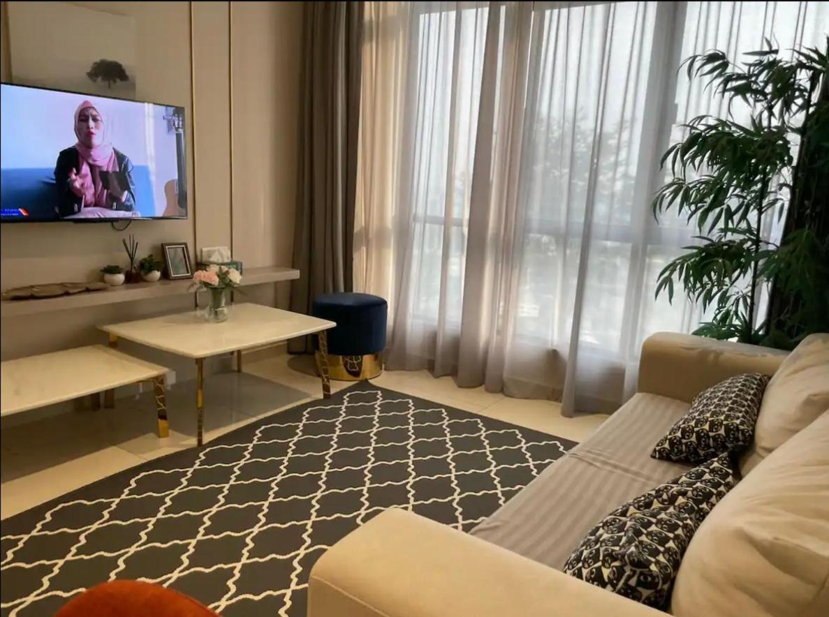 H Hill10 I-city Apartment Shah Alam