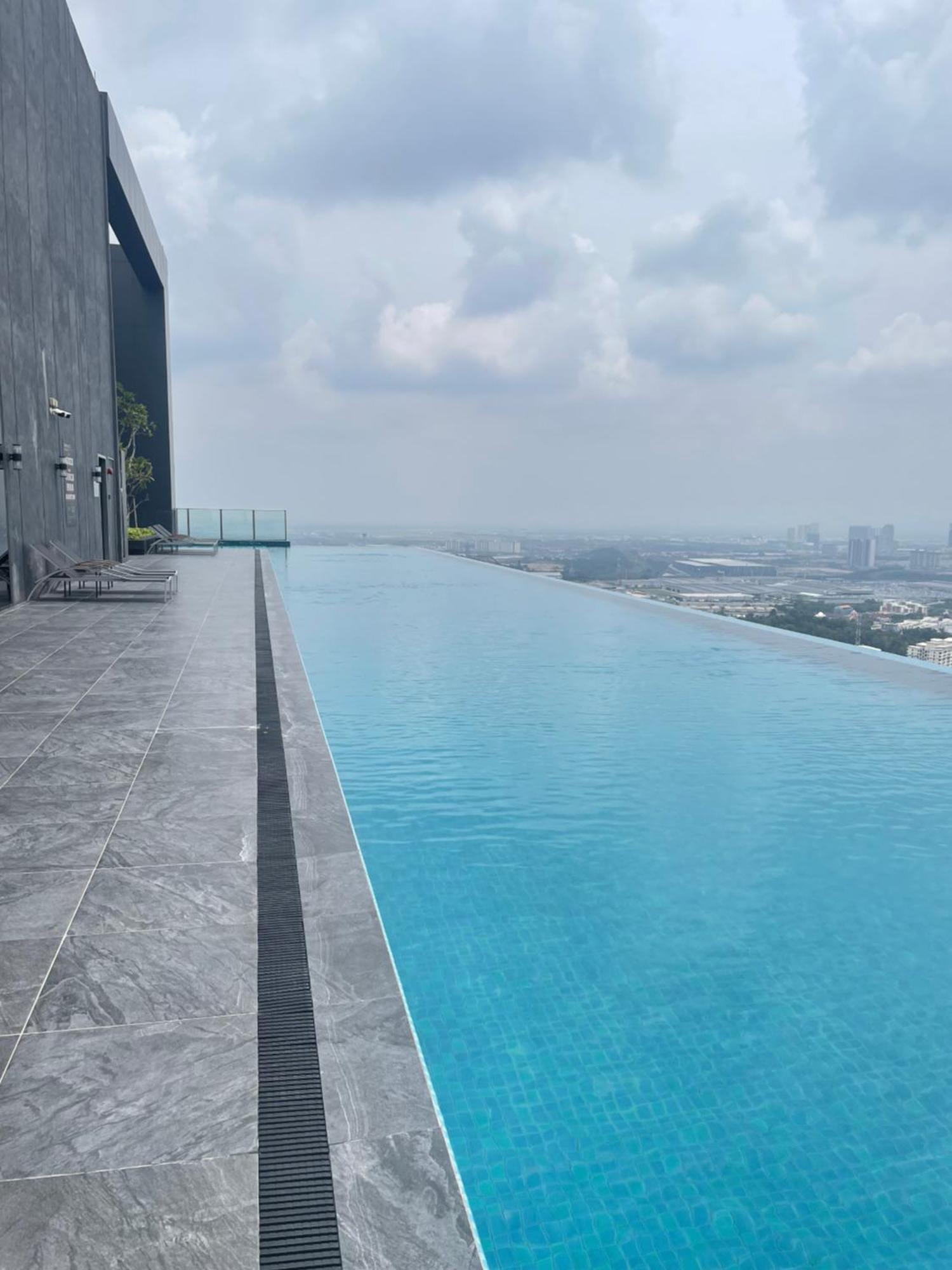 H Hill10 I-city Apartment *